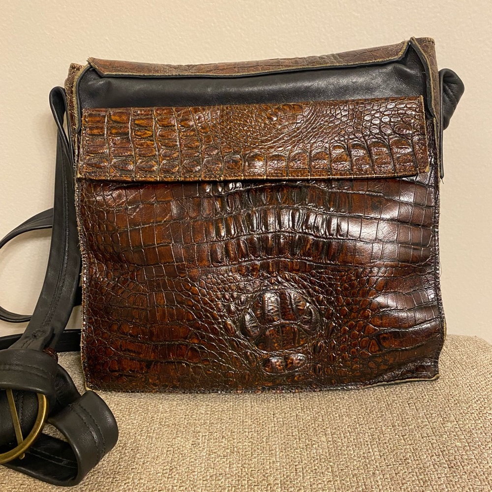 Beautiful Handcrafted Flap Crossbody Bag - Picture 7 of 16